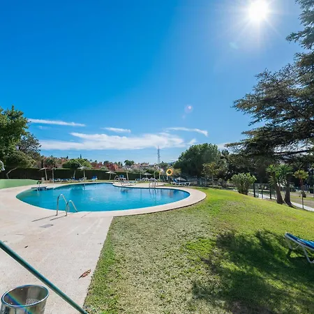 Newly Renovated Sunlit 3 Bdrm Apt With Stunning Views Marbella